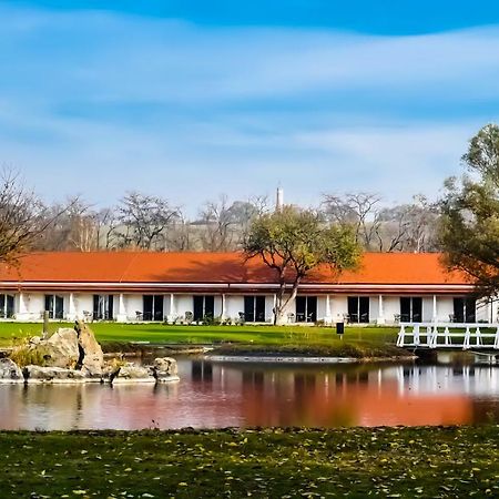 לינה וארוחת בוקר Alcsutdoboz Pannonia Golf & Country Club מראה חיצוני תמונה